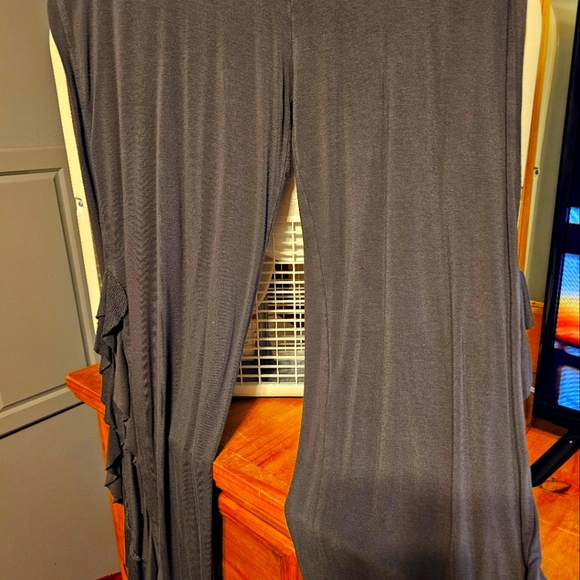 Matilda Jane Ruffle - Picture 1 of 3